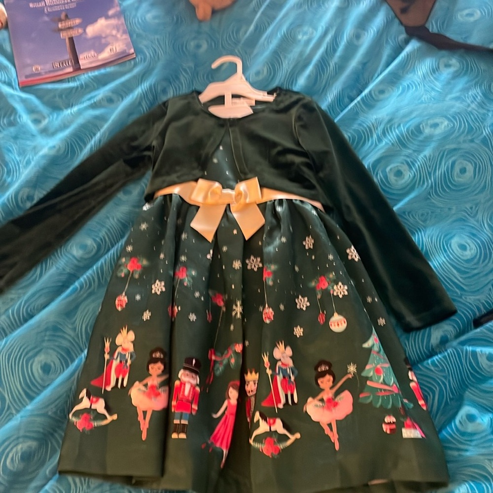 Bonnie Jean size 7 girls Christmas dress